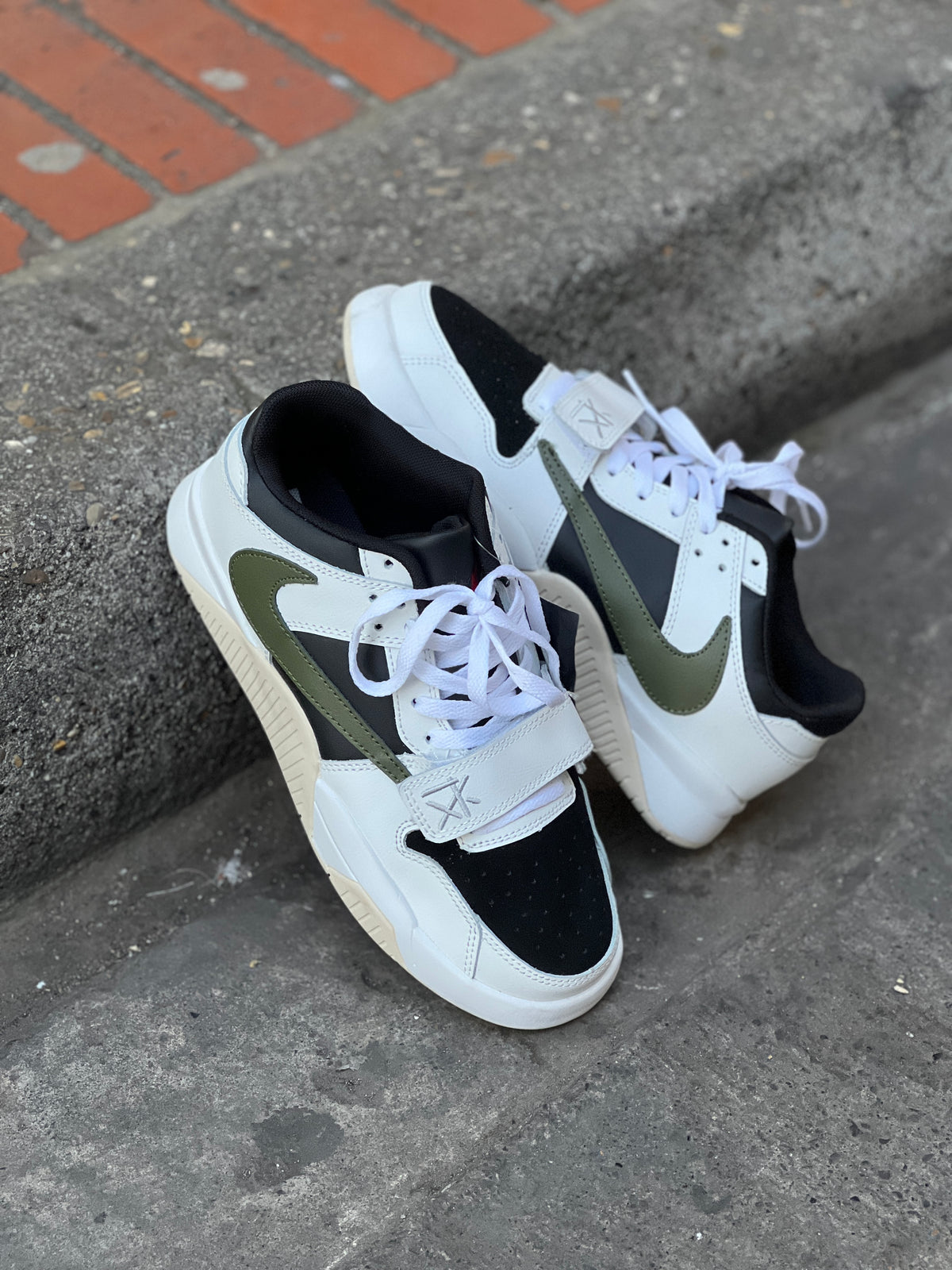 Travis Scott X Jordan Cut The Check