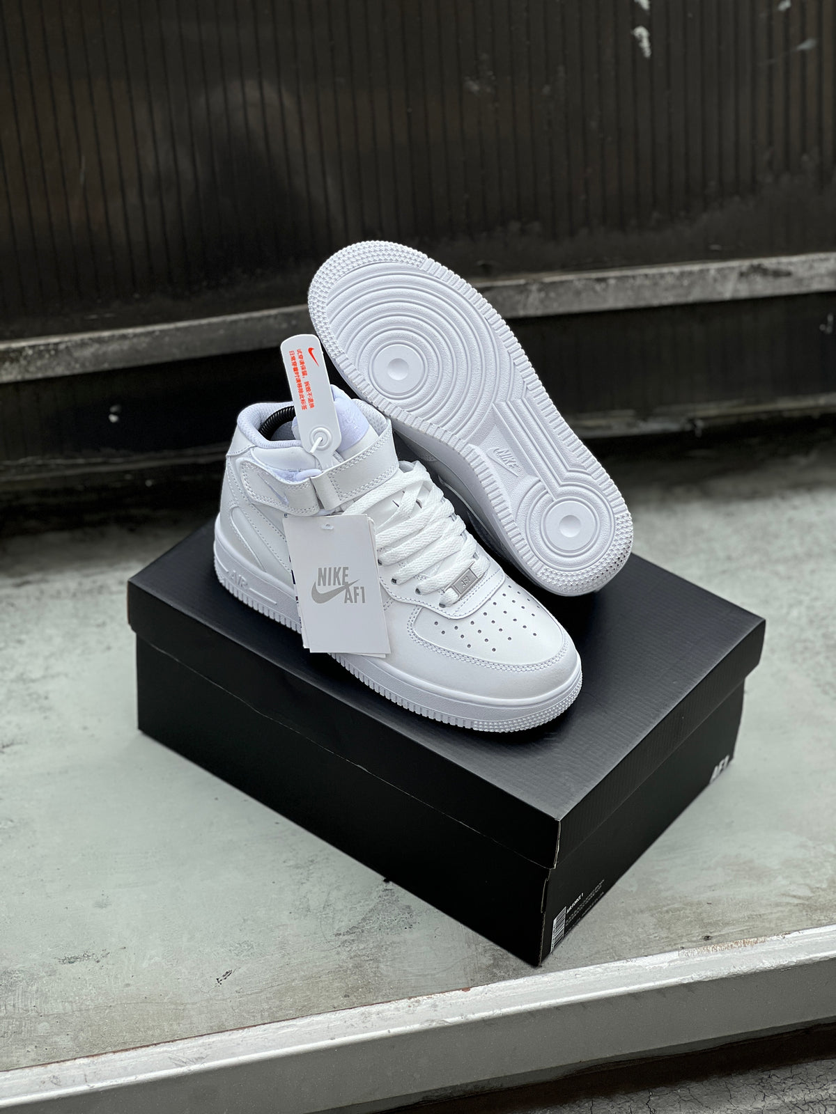 Nike Air Force 1 High