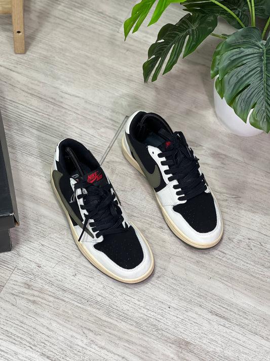 Jordan 1 Retro Low OG Travis Scott Olive