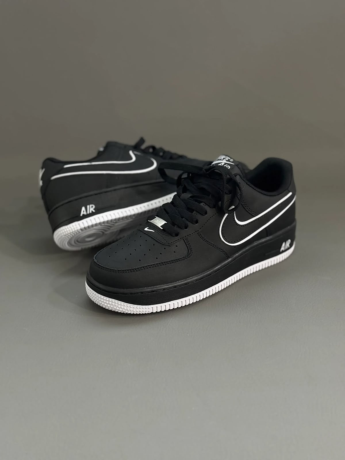 Nike Air Force 1 Low Black White Outline