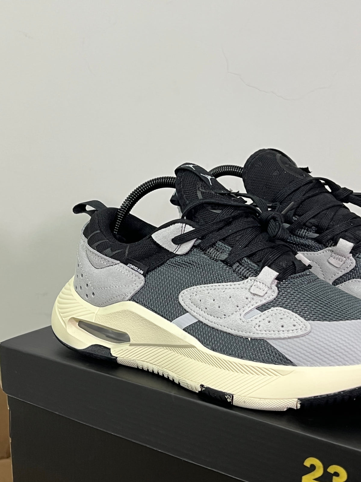 Air Jordan Cadence