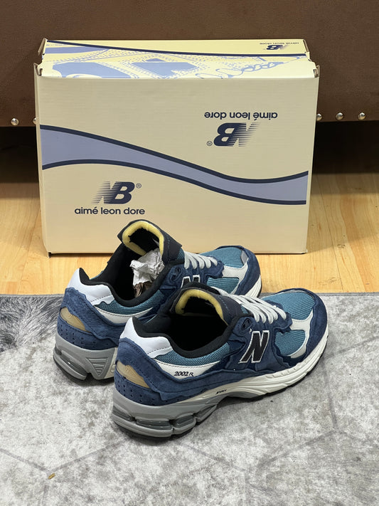 New Balance 2002R