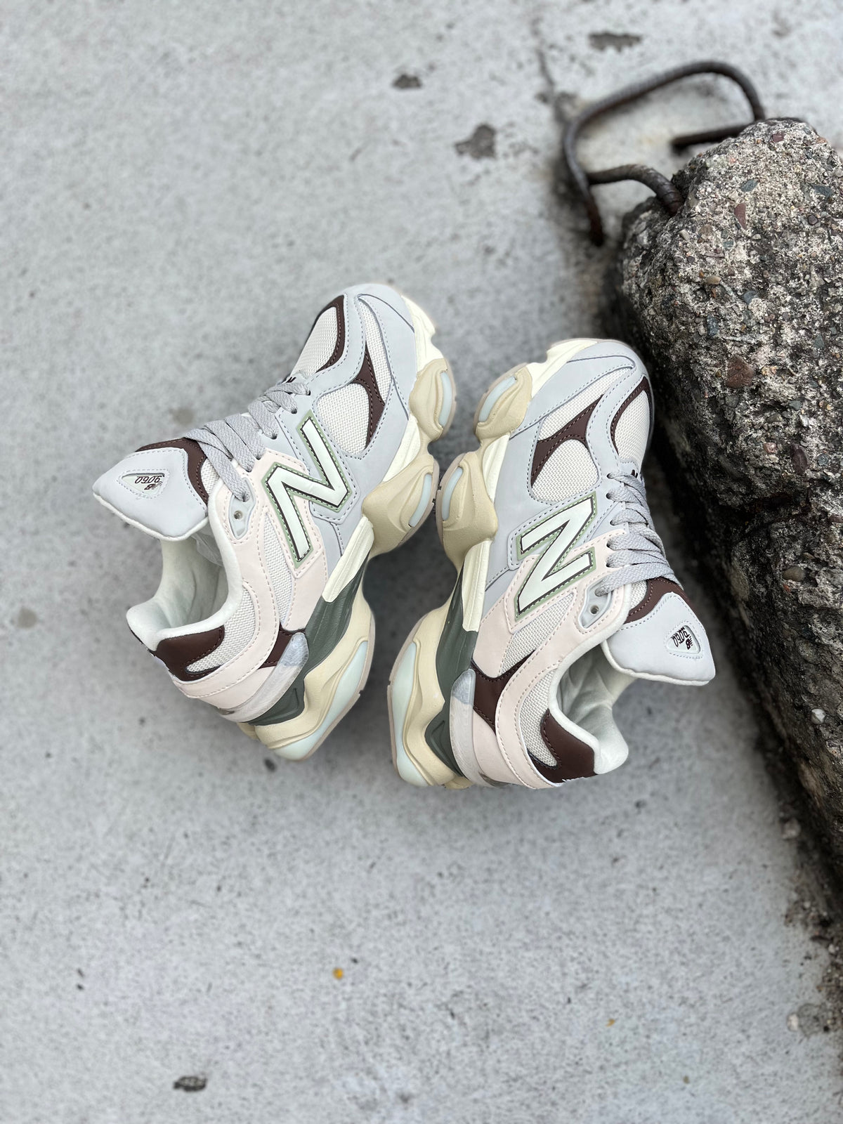 New Balance 9060