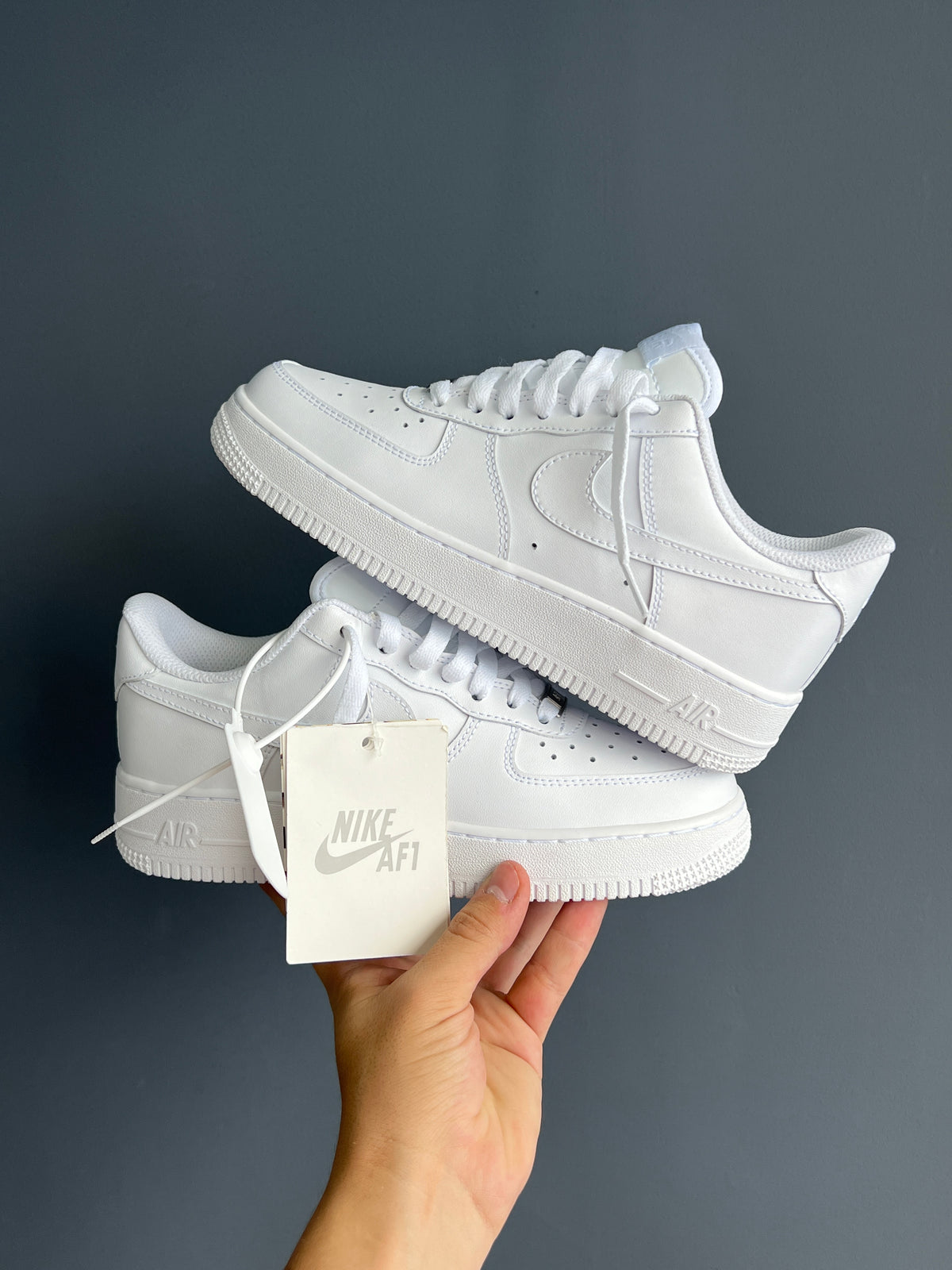 Nike Air Force 1 Triple White