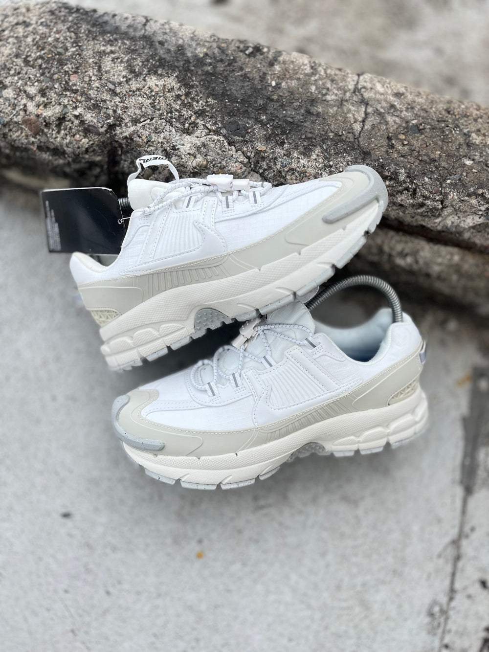 Nike Zoom Vomero 5 Roam