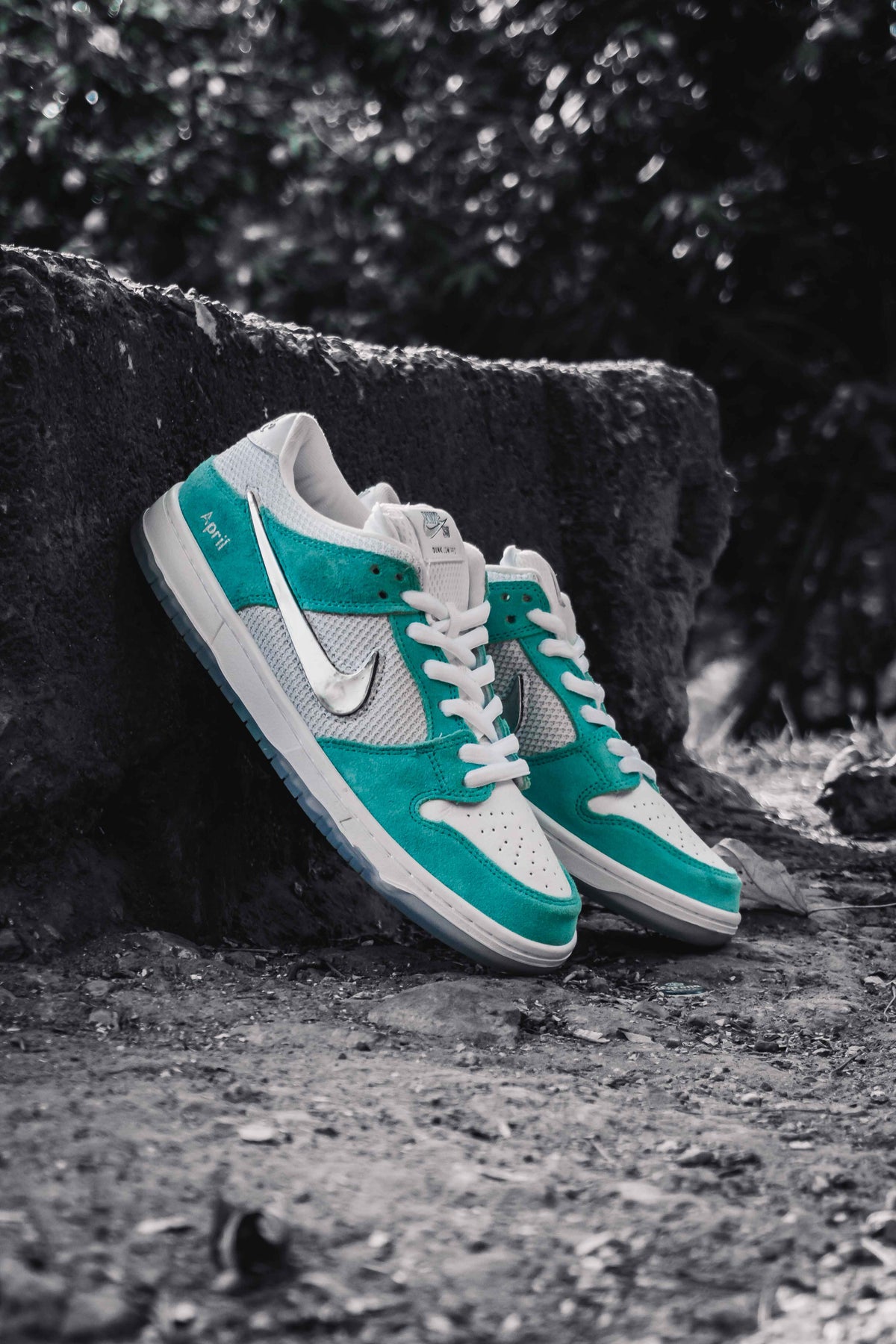 Nike Sb Dunk Low April