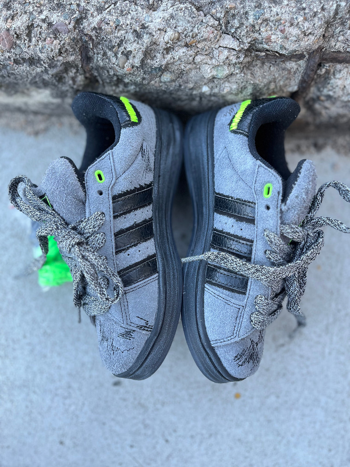Adidas Campus 00s