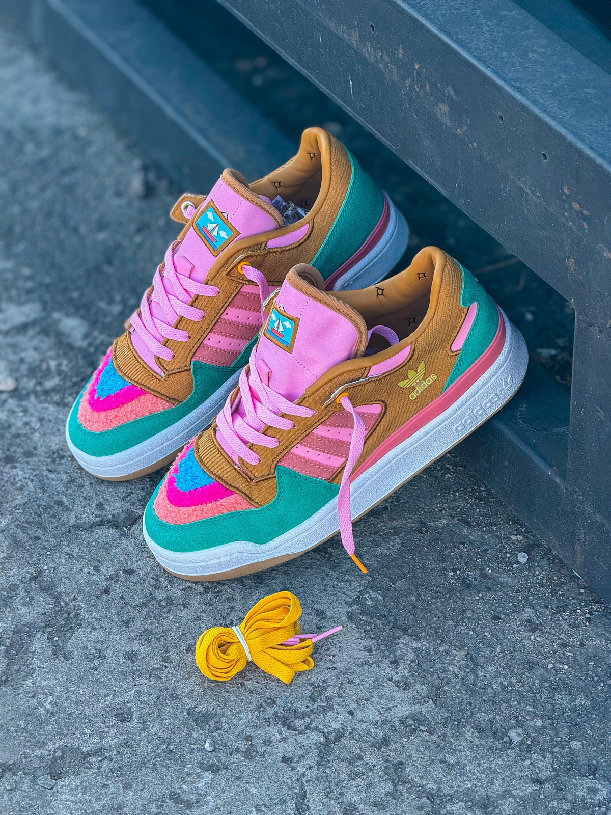 Adidas Originals Forum Low X Los Simpson