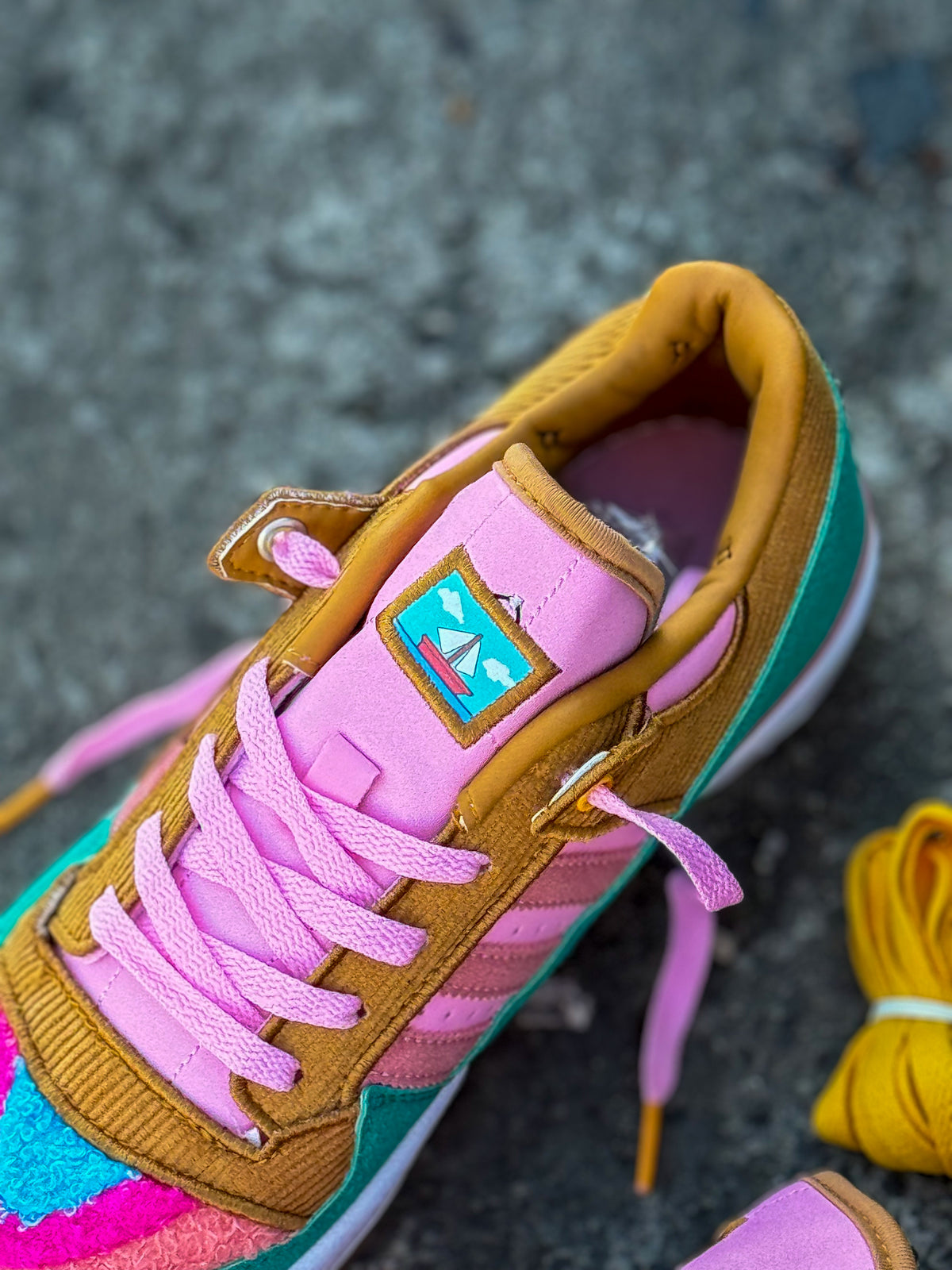 Adidas Originals Forum Low X Los Simpson