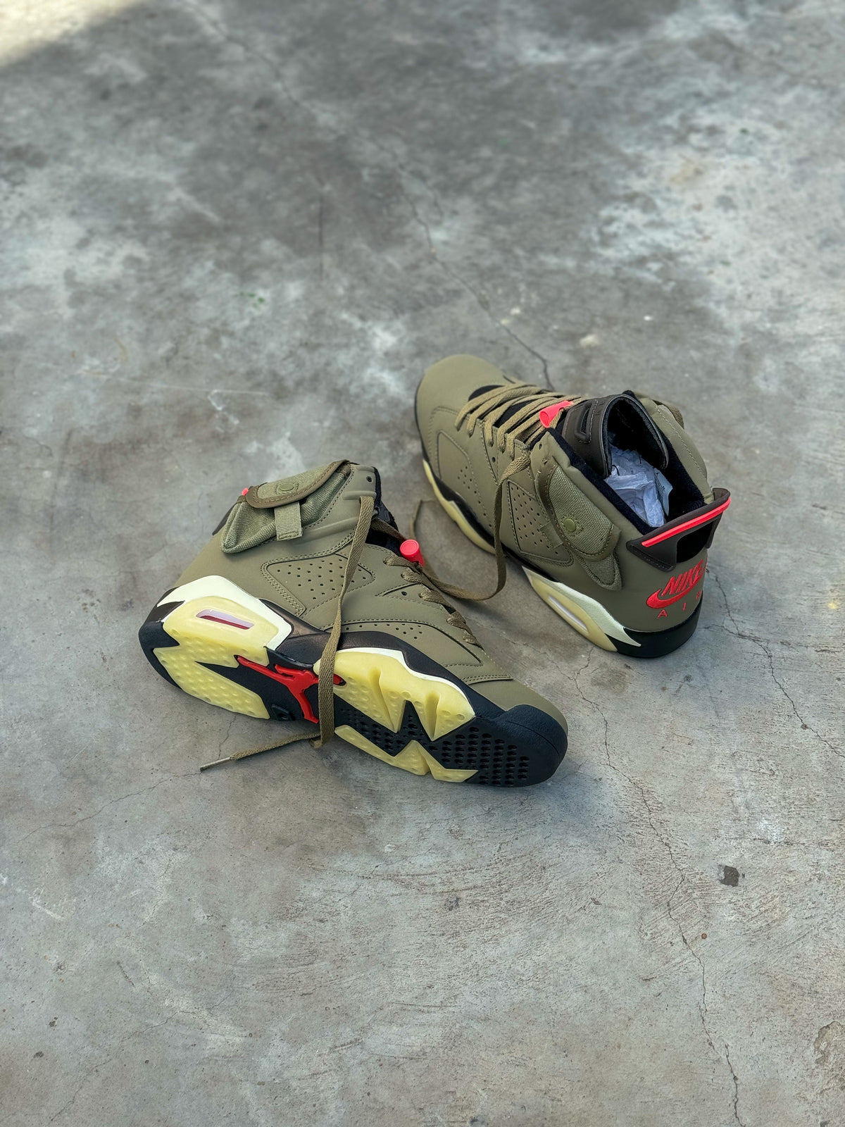 Nike Air Jordan Retro 6 X Cactus Jack