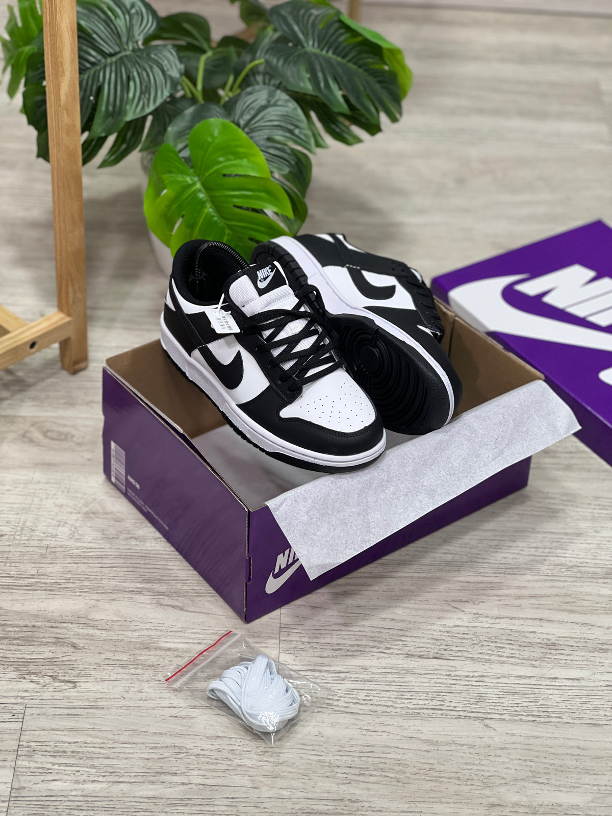 Nike SB Panda