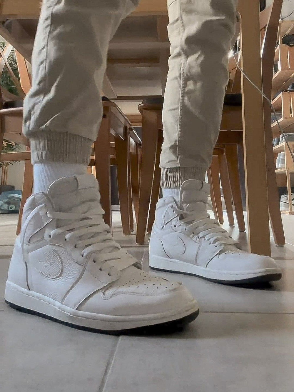 Air Jordan 1 High "Triple White"