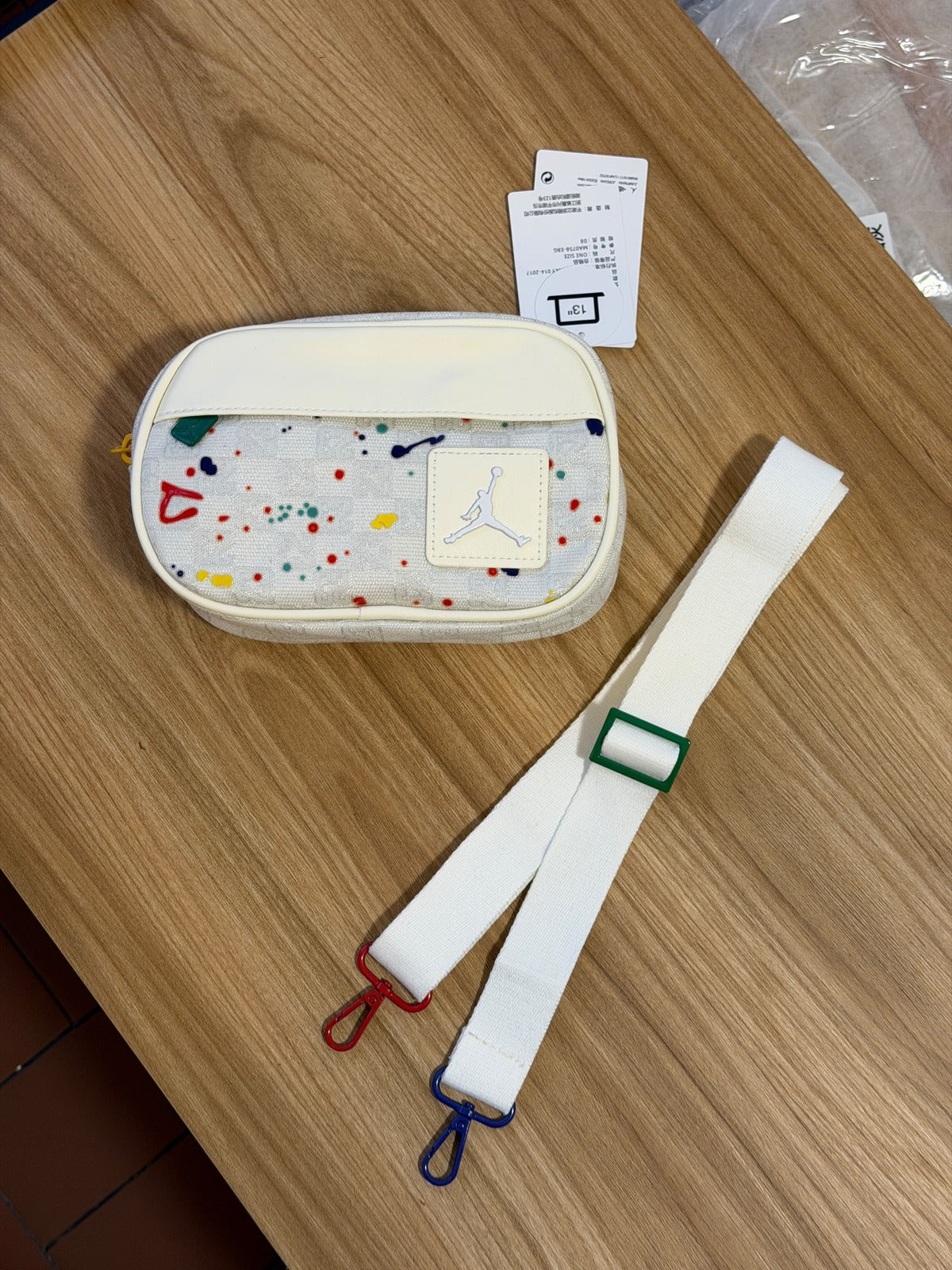 Jordan Monogram Camera Bag Blanco Splatter