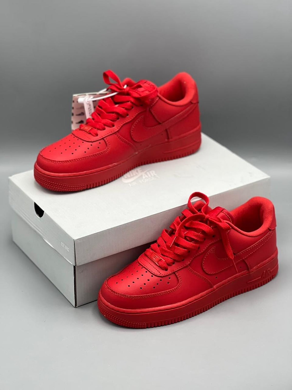 Nike Air Force 1 Low Triple Red