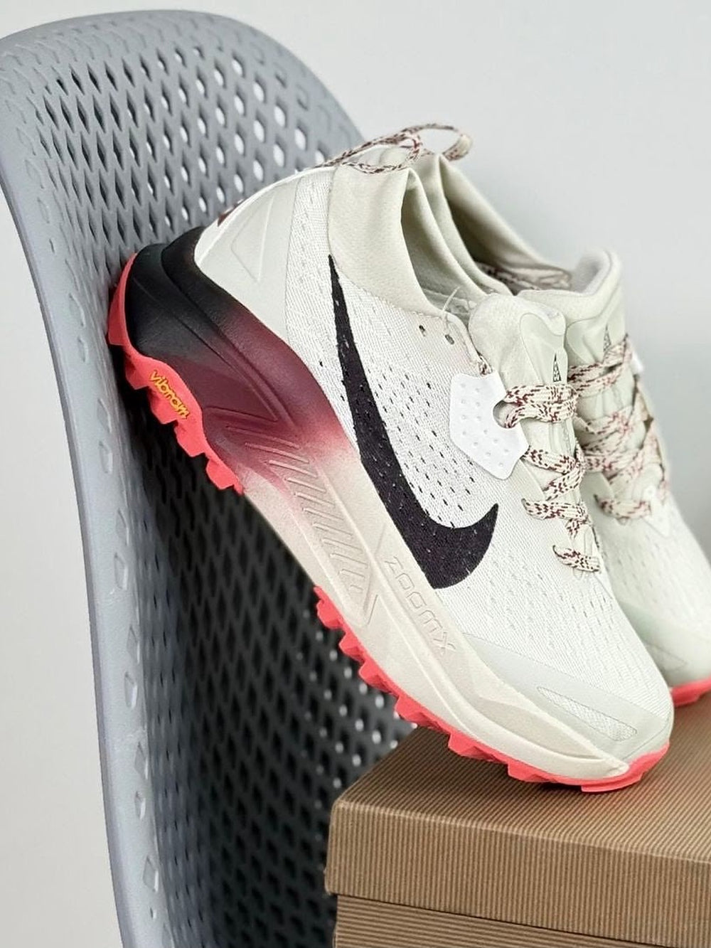 Nike ZoomX Zegama "Sail Black Pink"