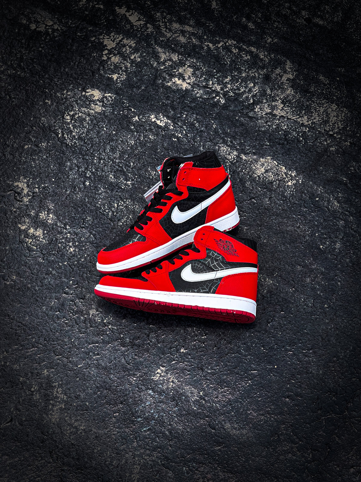 Nike Air Jordan Retro 1 X Spider Man