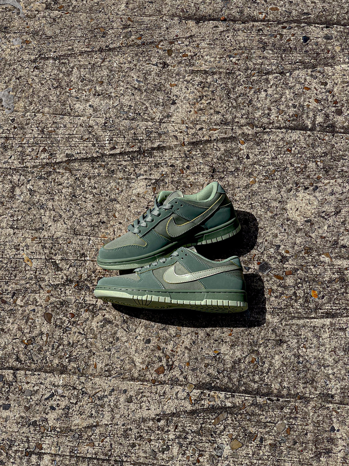 Nike Dunk Low Premium “Oil Green”