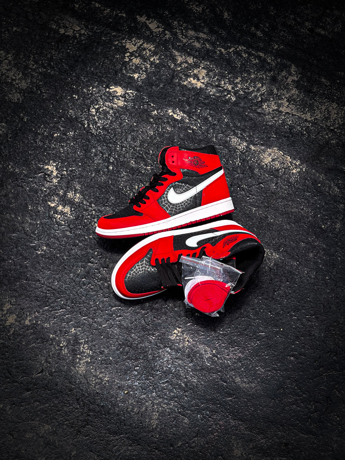 Nike Air Jordan Retro 1 X Spider Man