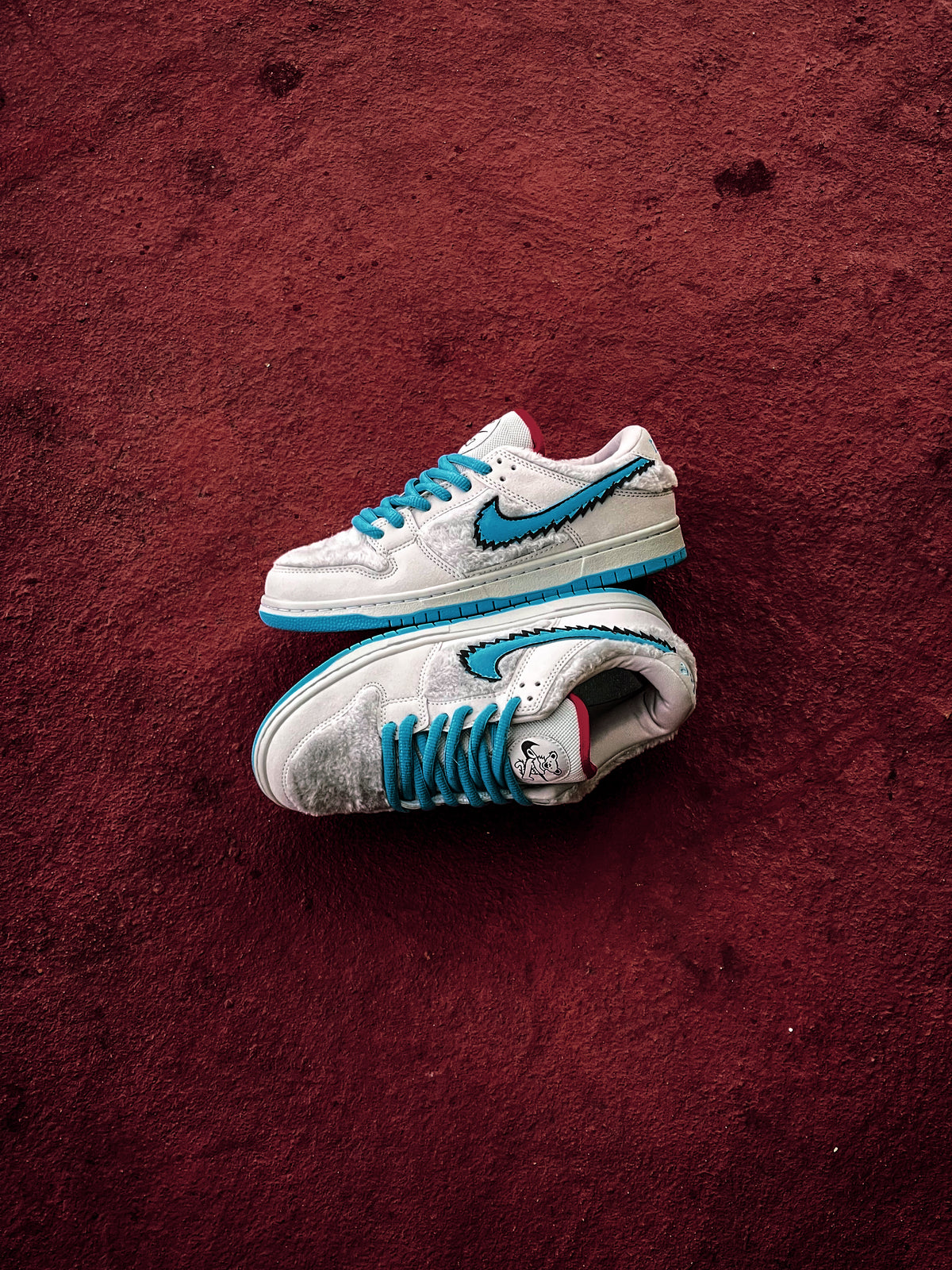Nike Sb Dunk Low Abominable