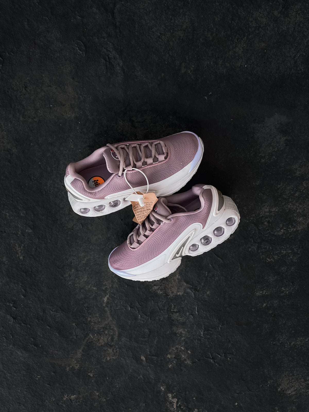 Nike Air Max DN Pink