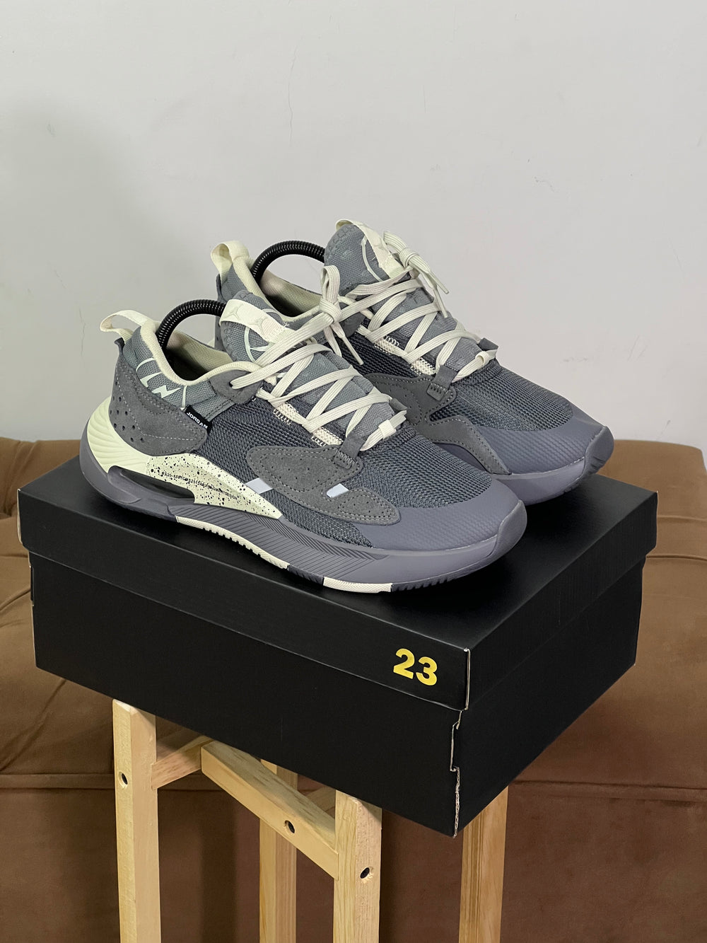 Air Jordan Cadence