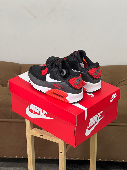 Nike Air Max 90