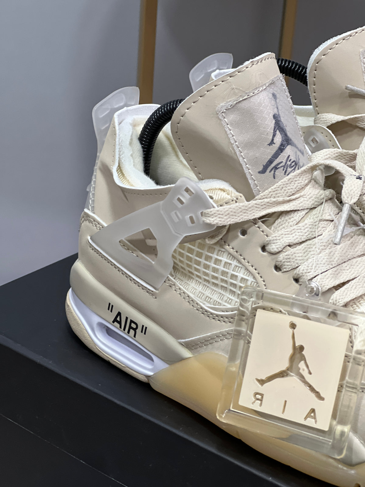 Jordan Retro 4