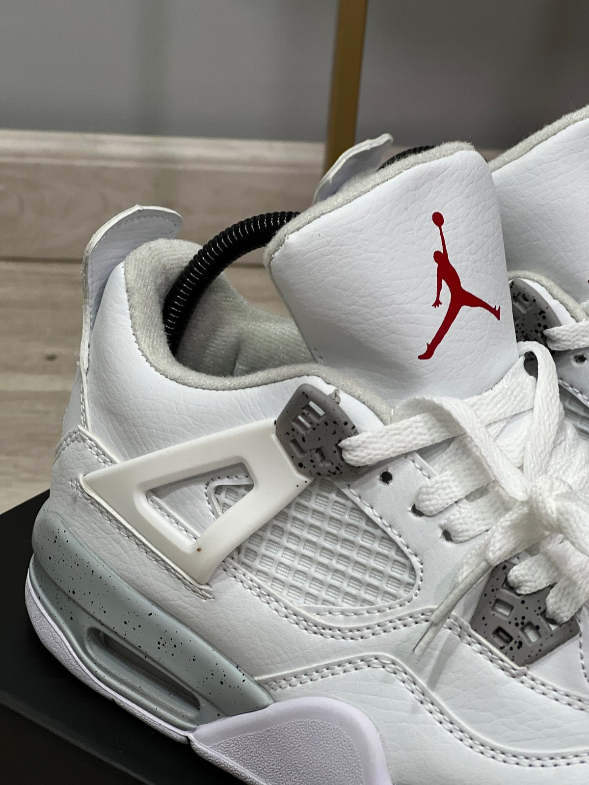 Jordan Retro 4
