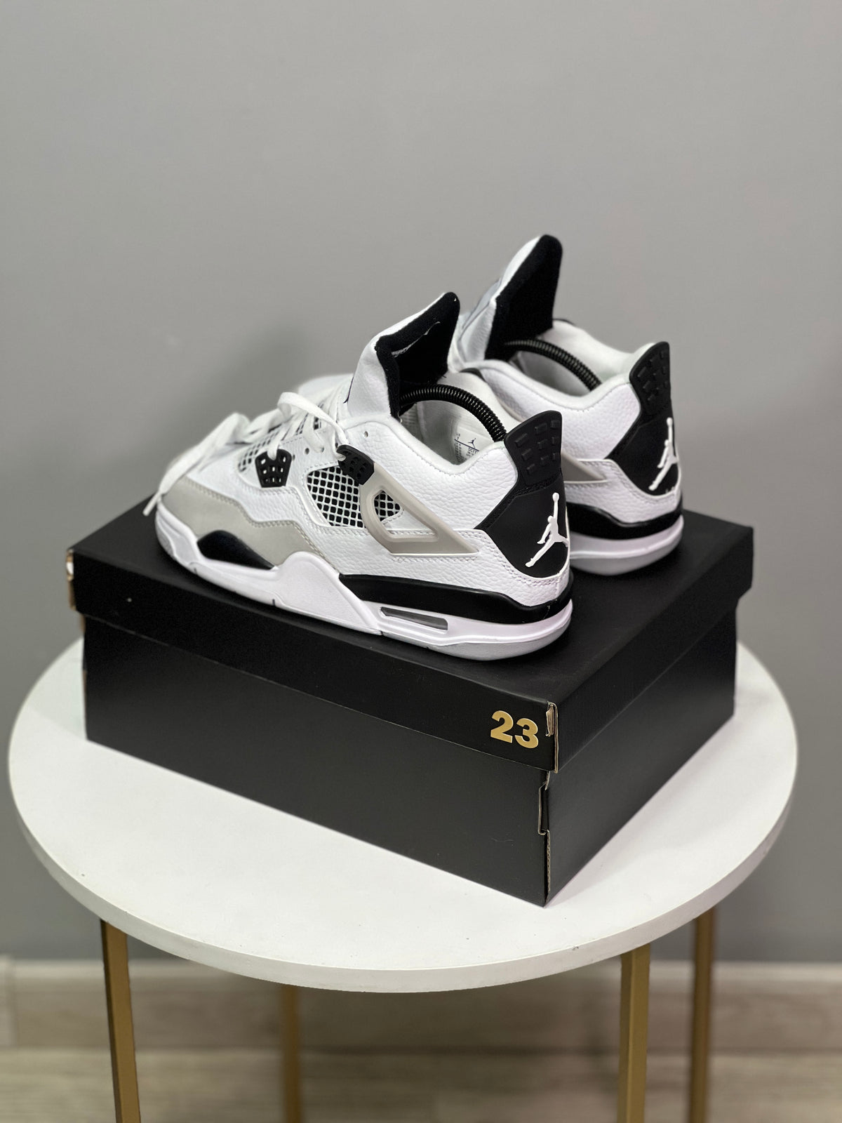 Jordan Retro 4